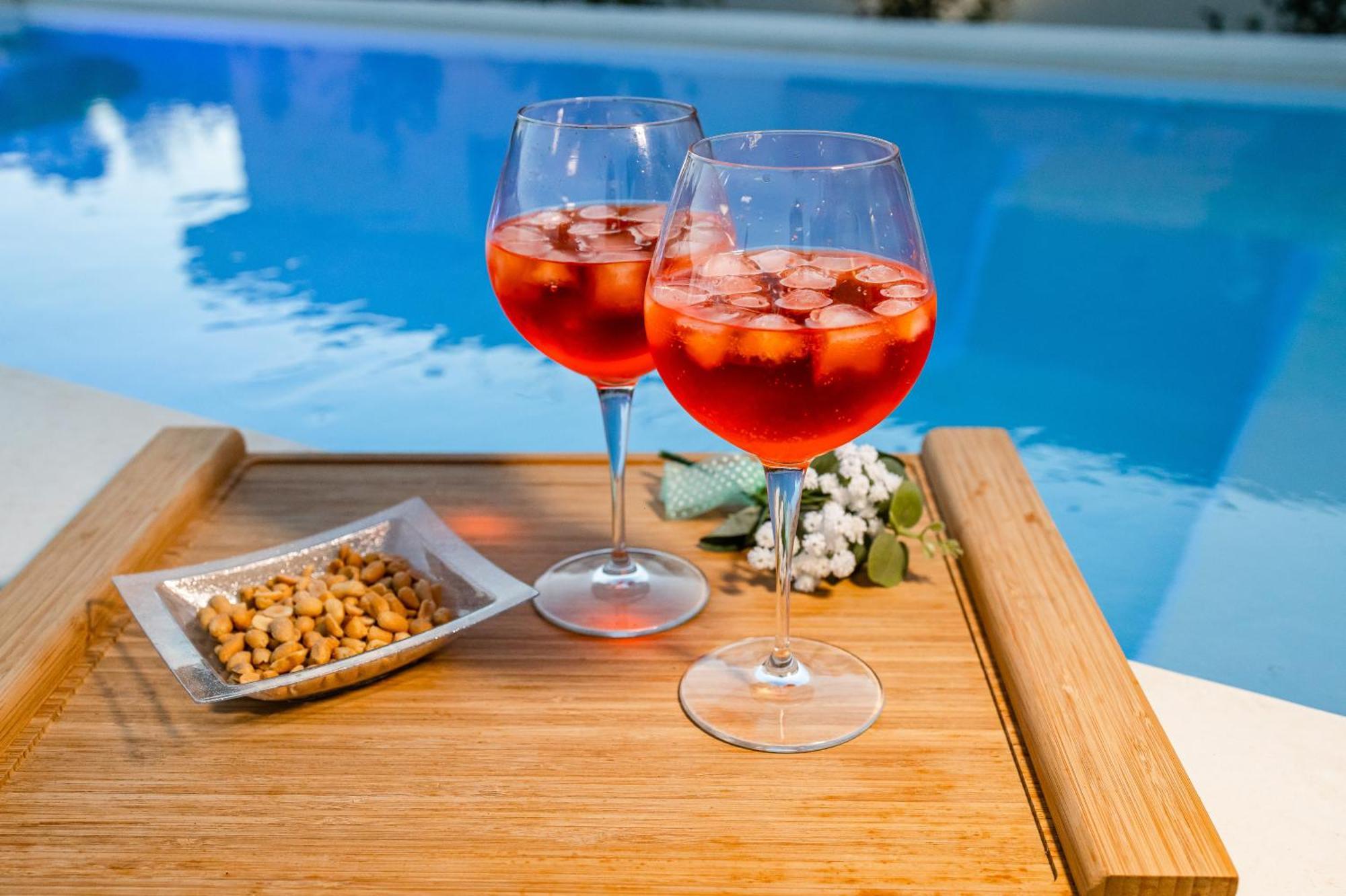 La Collina Di Montegrappa - Suites With Heated Private Pool - Suites With Shared Pool Tuglie Dış mekan fotoğraf