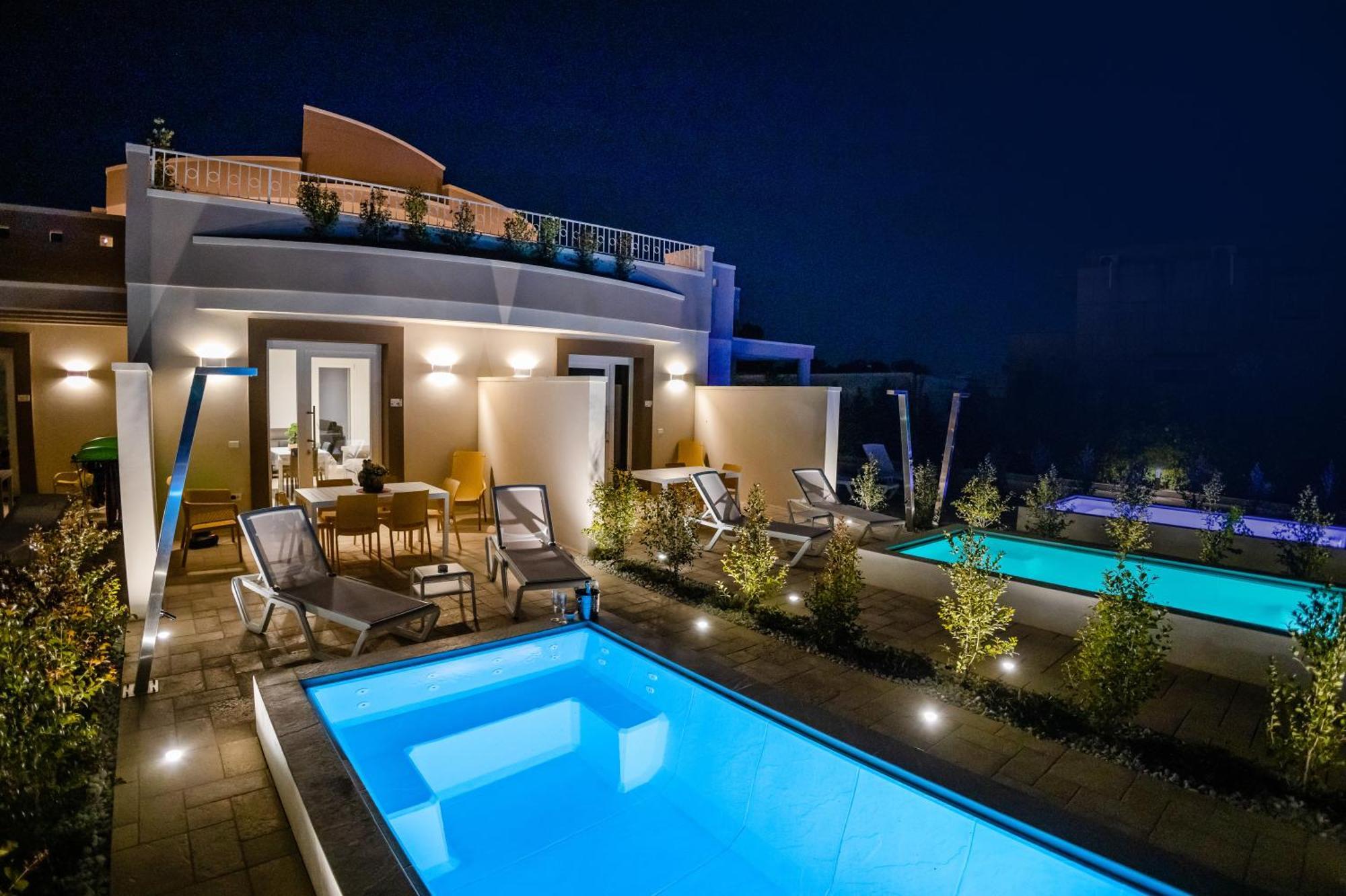 La Collina Di Montegrappa - Suites With Heated Private Pool - Suites With Shared Pool Tuglie Dış mekan fotoğraf