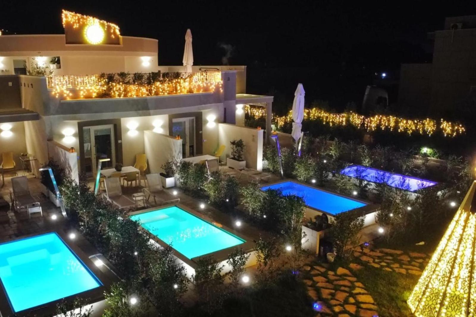 La Collina Di Montegrappa - Suites With Heated Private Pool - Suites With Shared Pool Tuglie Dış mekan fotoğraf